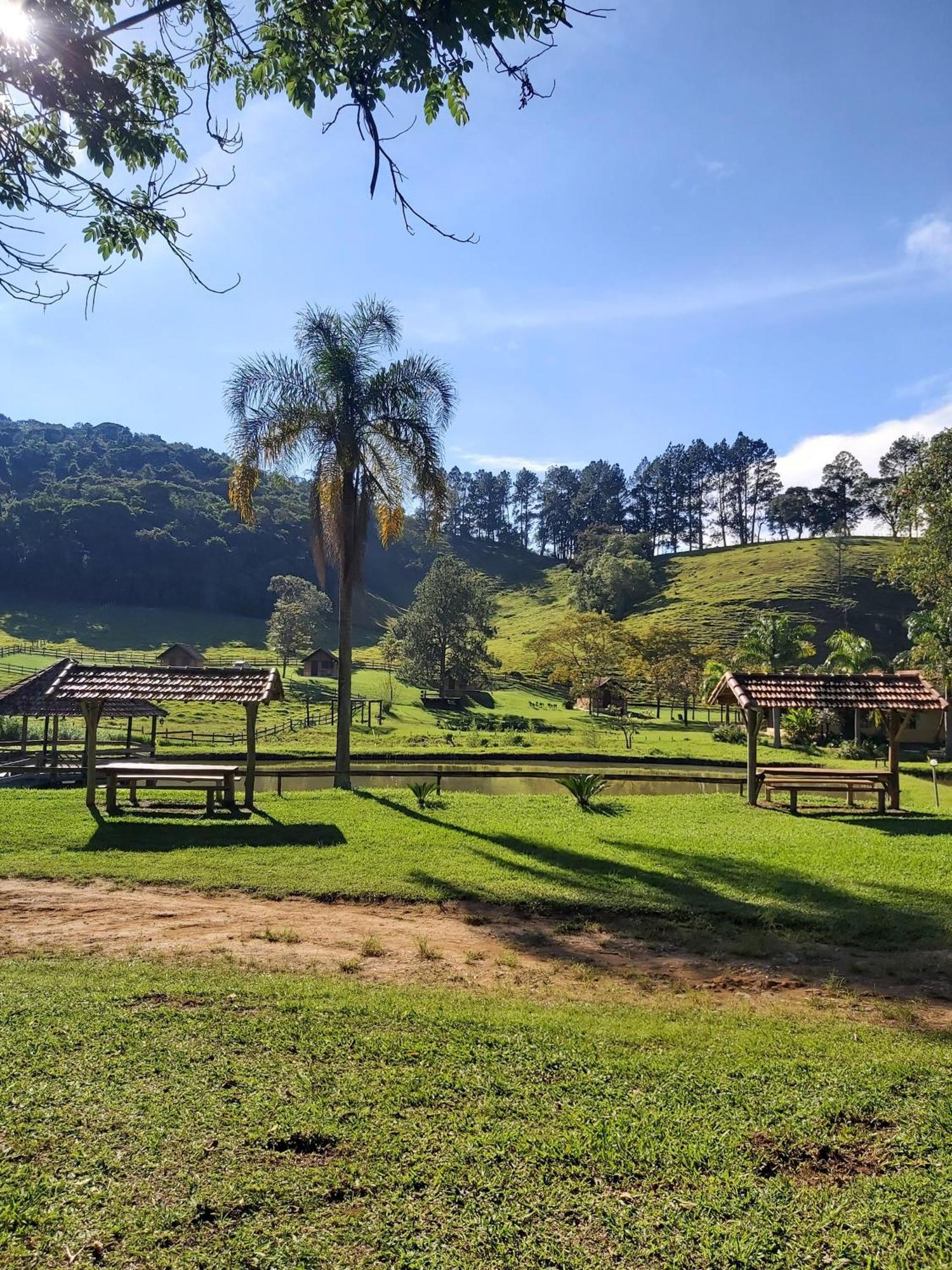 Pousada Colar de Ouro Chalés Cunha Esterno foto